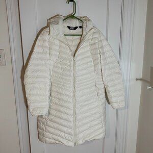 Land's End Wanderweight knee-length packable down coat for women, ivory, size LP
